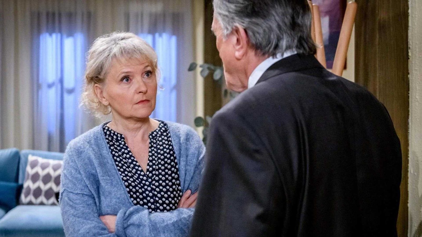 Tempesta d’amore, Günther si innamora di Helene: il triangolo con Tonia si ribalta