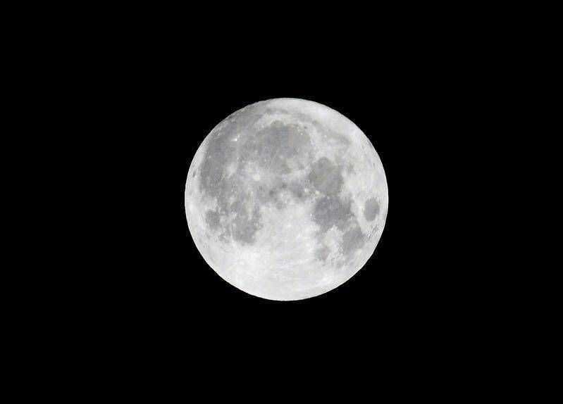 La Superluna del 7 ottobre: occhi al cielo per uno spettacolo raro
