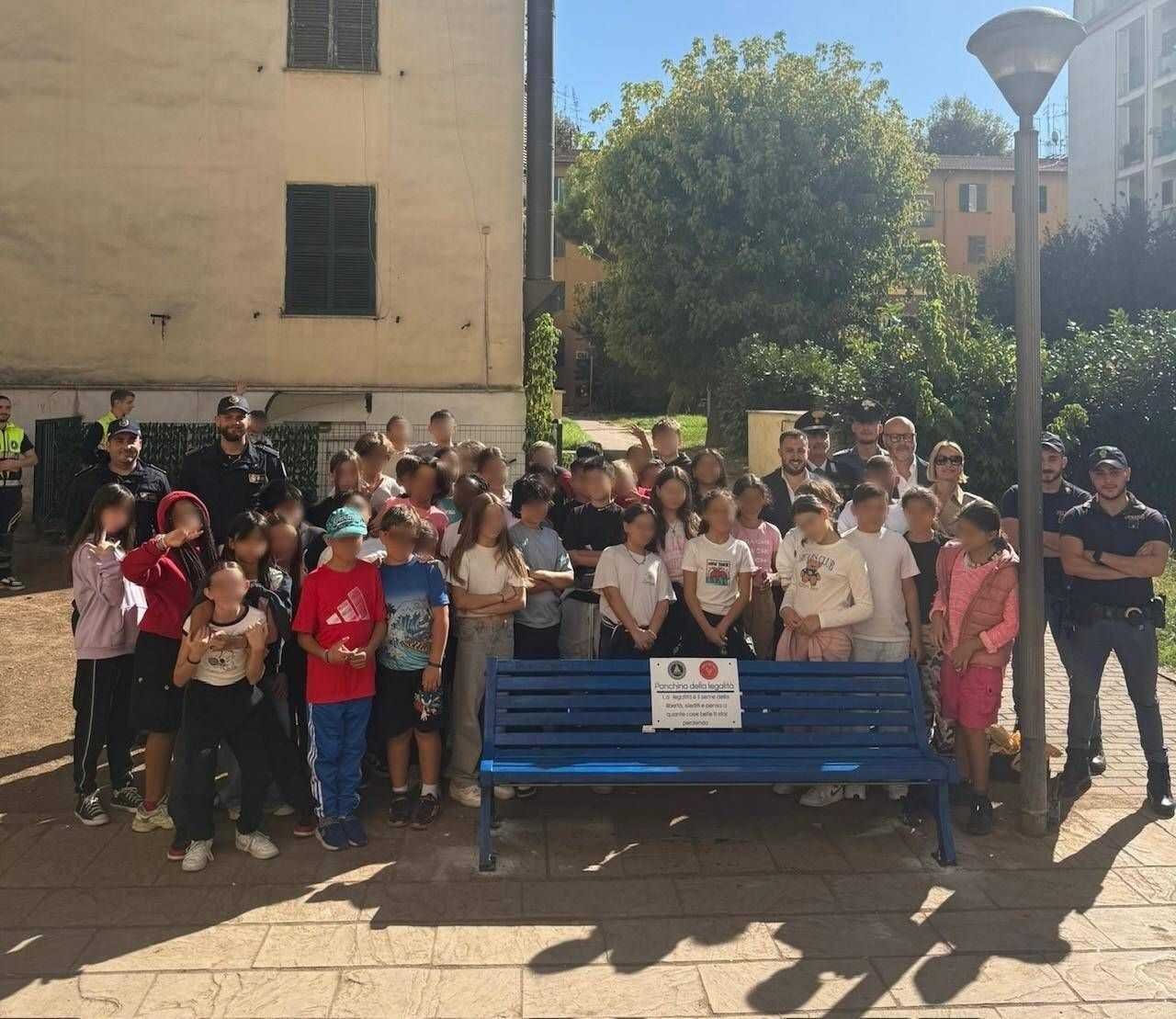Al Quarticciolo nasce una panchina simbolo di riscatto civico